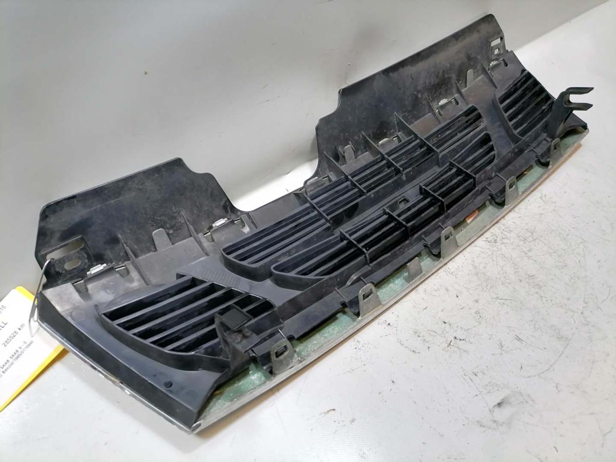 Saab 9-5 original original K&uuml;hlergrill Bj.1999